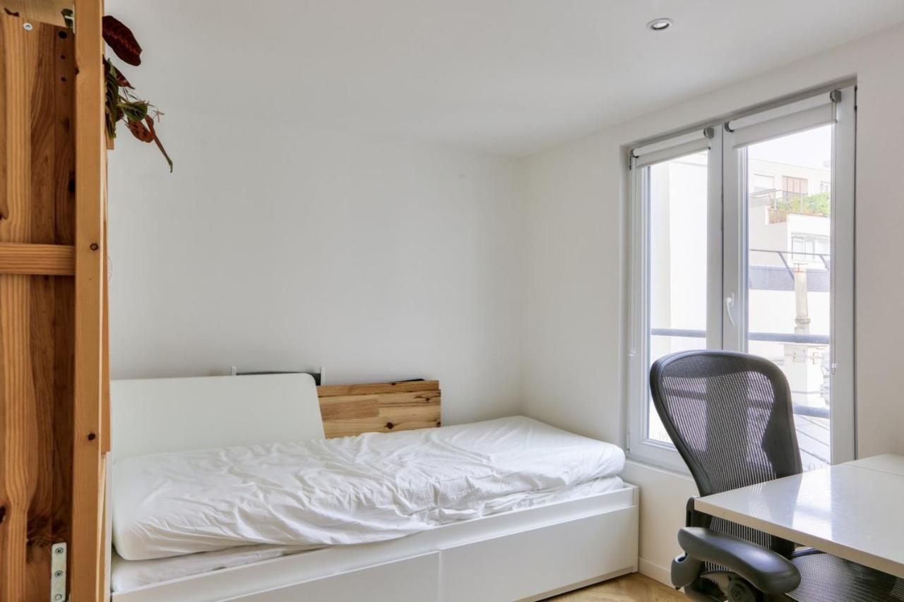 Super Studio In The 11Th District Lägenhet Paris Exteriör bild